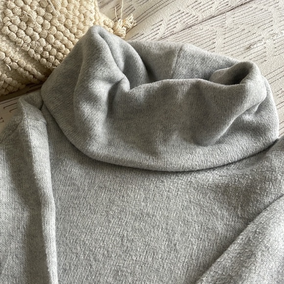 Extra long sweater, thick - Picture 2 of 3